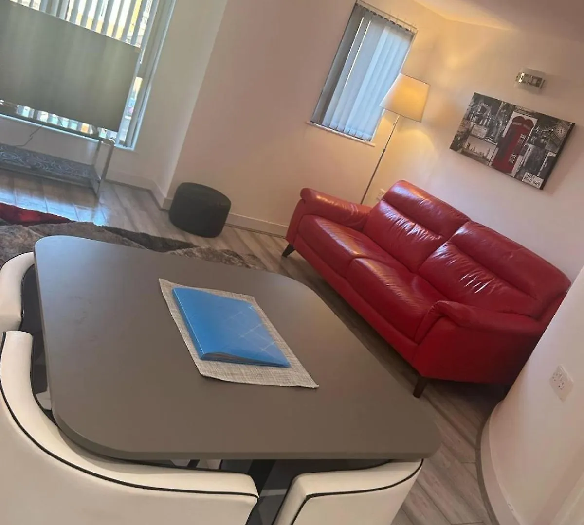 4 Stars 2 Bed Newly Renovated City Apartment With Free Parking Μπέλφαστ