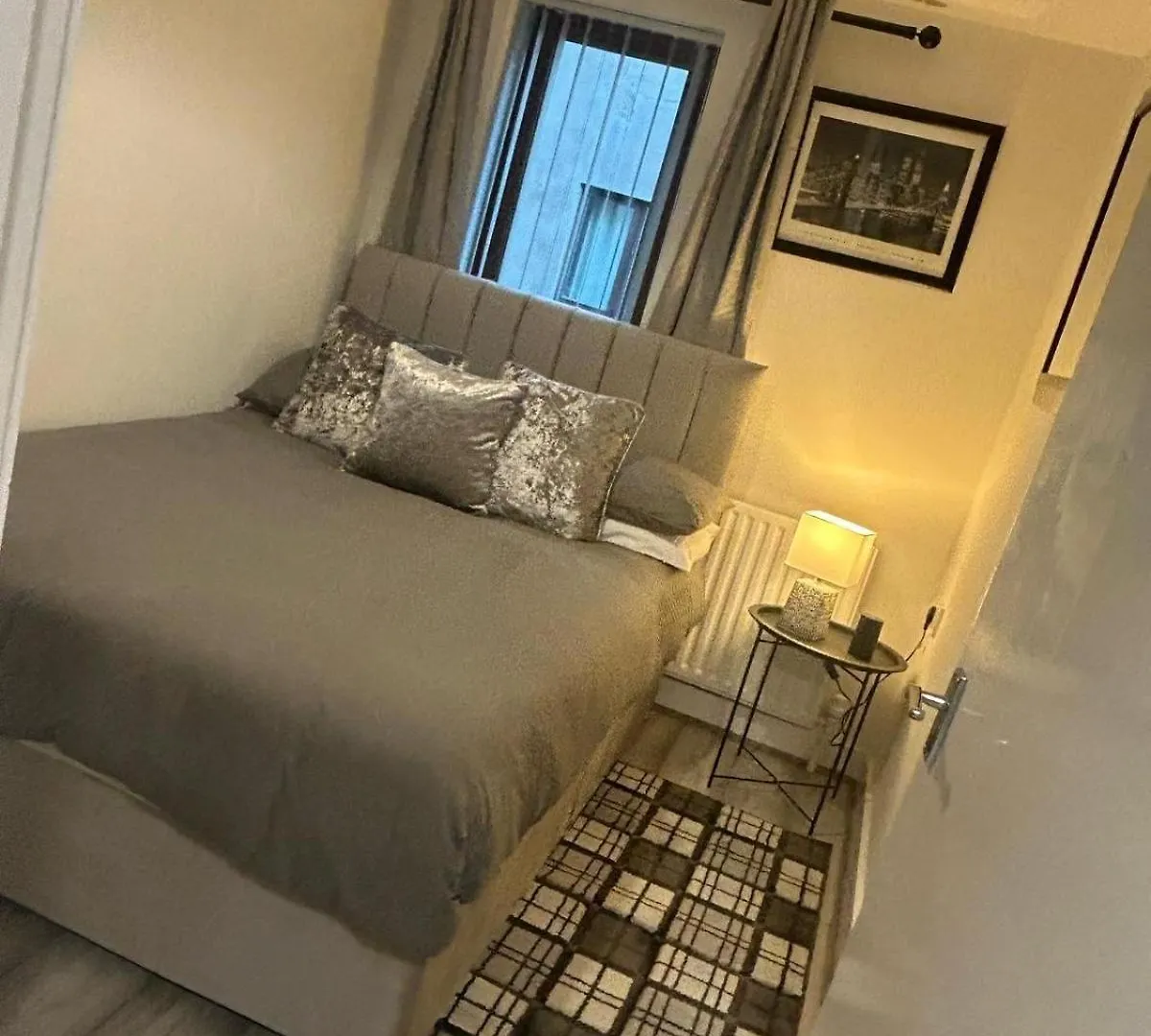 4 Stars 2 Bed Newly Renovated City Apartment With Free Parking Μπέλφαστ 0*,